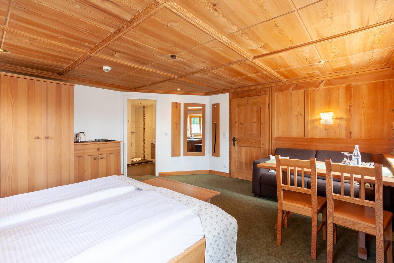 Lustiger Hirsch Hotel Akams Bagian luar foto