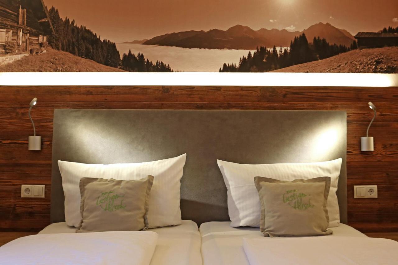 Lustiger Hirsch Hotel Akams Bagian luar foto